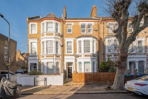 undefined, Kilburn, Kilburn, London, NW6