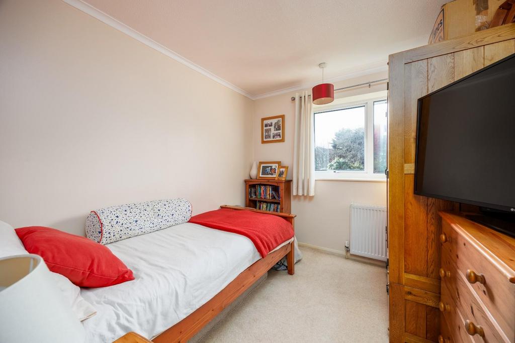 Mustaver Luxford Road Crowborough TN62 PP Roots Prop