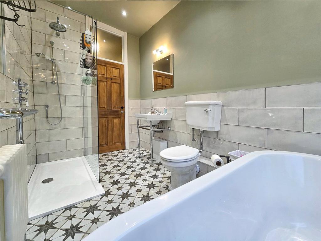 Four-Piece Bathroom