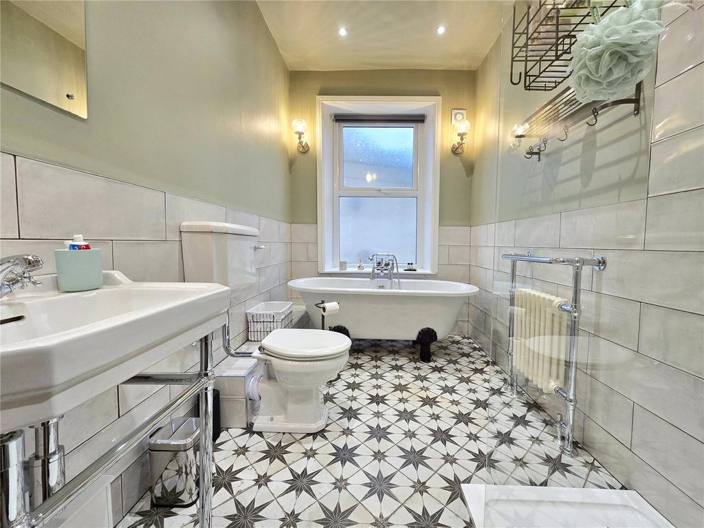 Four-Piece Bathroom