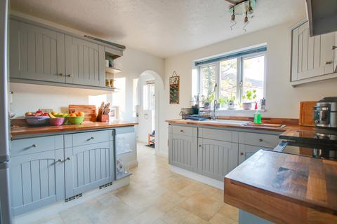 undefined, THREE DOUBLE BEDROOMS! ENSUITE! LOTS OF PARKING! A MUST SEE!