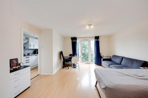 2 bedroom apartment to rent, Ringwood Gardens, Isles of Dogs, E14