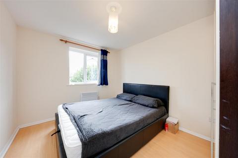 2 bedroom apartment to rent, Ringwood Gardens, Isles of Dogs, E14