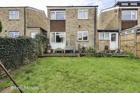 undefined, Lullarook Close, Biggin Hill TN16