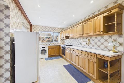 3 bedroom terraced house for sale, Innsworth Lane, Longlevens, Gloucester
