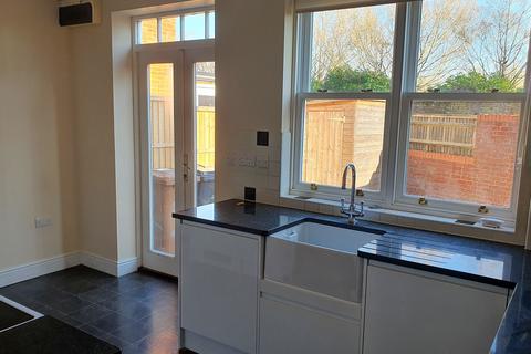 undefined, Masons Yard, Romsey, SO51