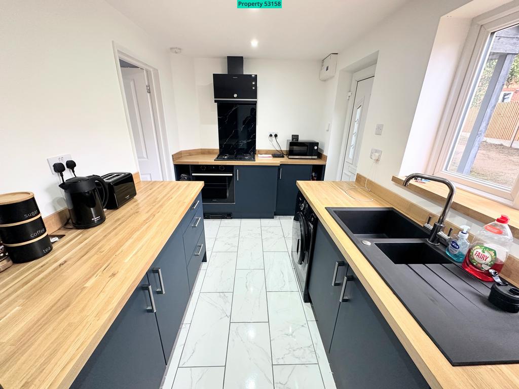 New Kitchen 1