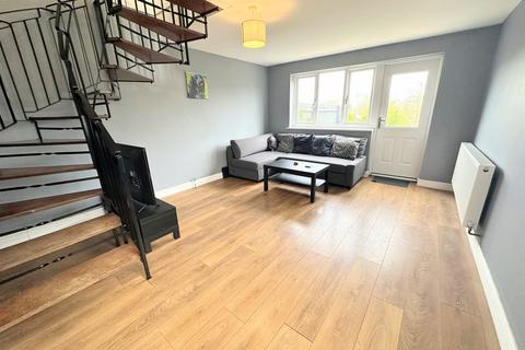 2 bedroom end of terrace house for sale, Balliol Road, Daventry, NN11 4SF