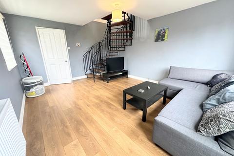 2 bedroom end of terrace house for sale, Balliol Road, Daventry, NN11 4SF