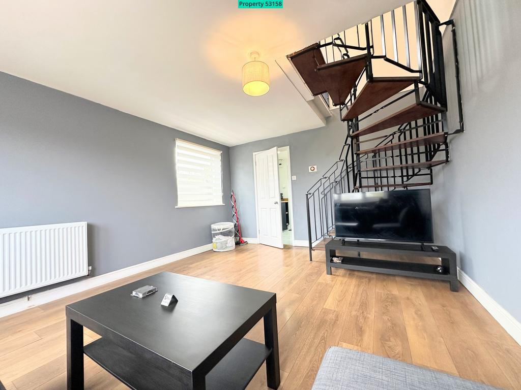 Open Plan Lounge 3