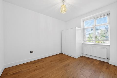 2 bedroom flat for sale, Merton Road, London