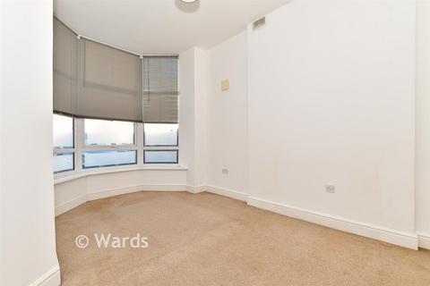 1 bedroom ground floor flat for sale, Cheriton Road, Folkestone, Kent