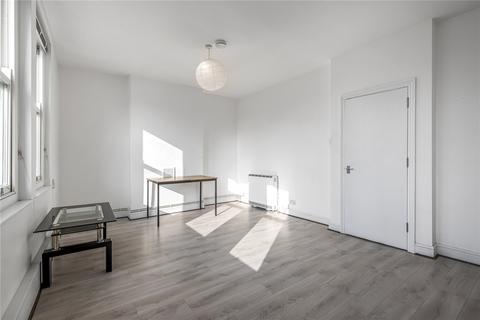 3 bedroom flat to rent, Walworth Road, London, SE17
