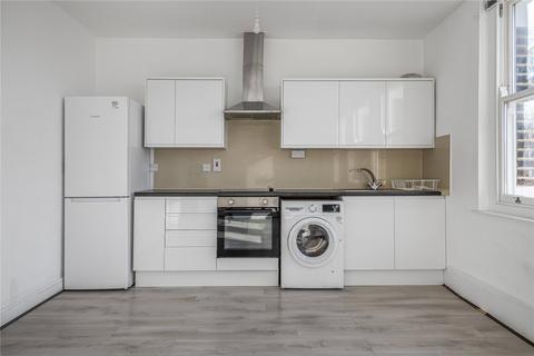 3 bedroom flat to rent, Walworth Road, London, SE17