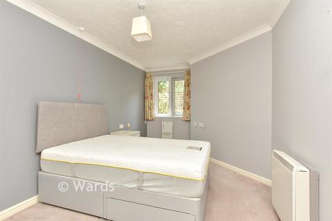 Walderslade Road, Waldersladeb, Chatham, Kent