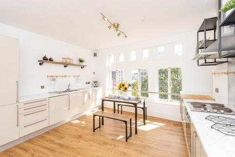 2 bedroom flat for sale, Pinstone Street, Sheffield S1