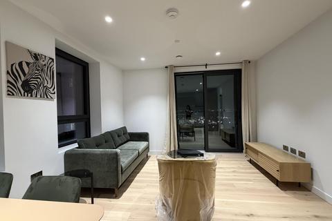 2 bedroom flat to rent, Bella House, SE10