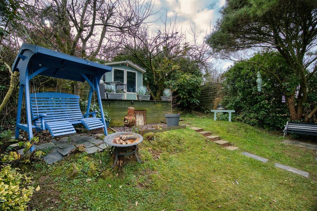 Rear Garden lawn.jpg