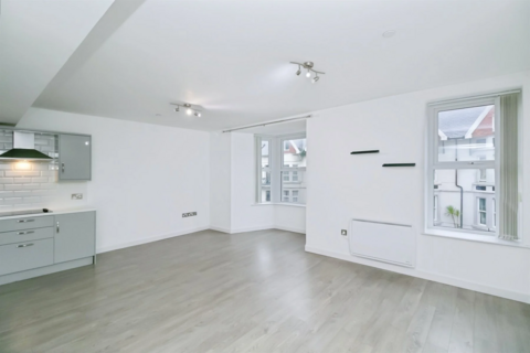 2 bedroom apartment to rent, Mary Street, PORTHCAWL, CF36