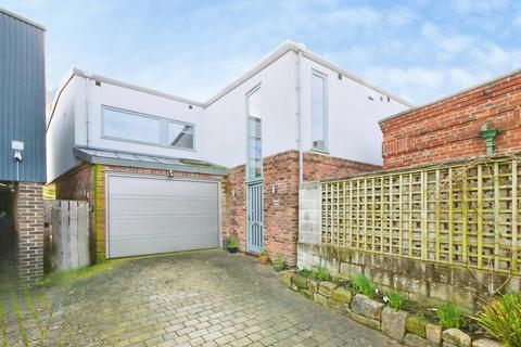 3 bedroom detached house for sale, Low Green, York YO23