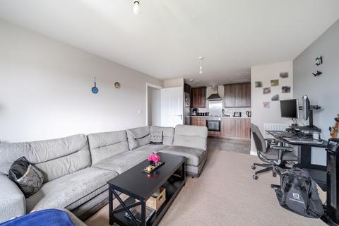 2 bedroom apartment for sale, Bell Court, Merlin Road, Farnborough, GU14