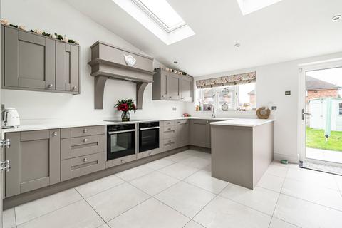 undefined, Hythe Field Avenue, Egham, Surrey, TW20