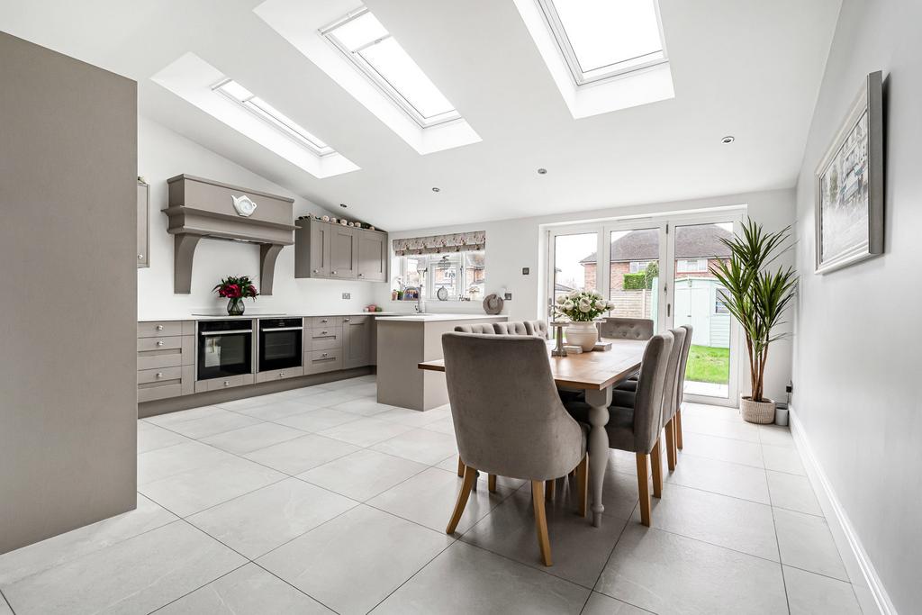 Kitchen/Reception