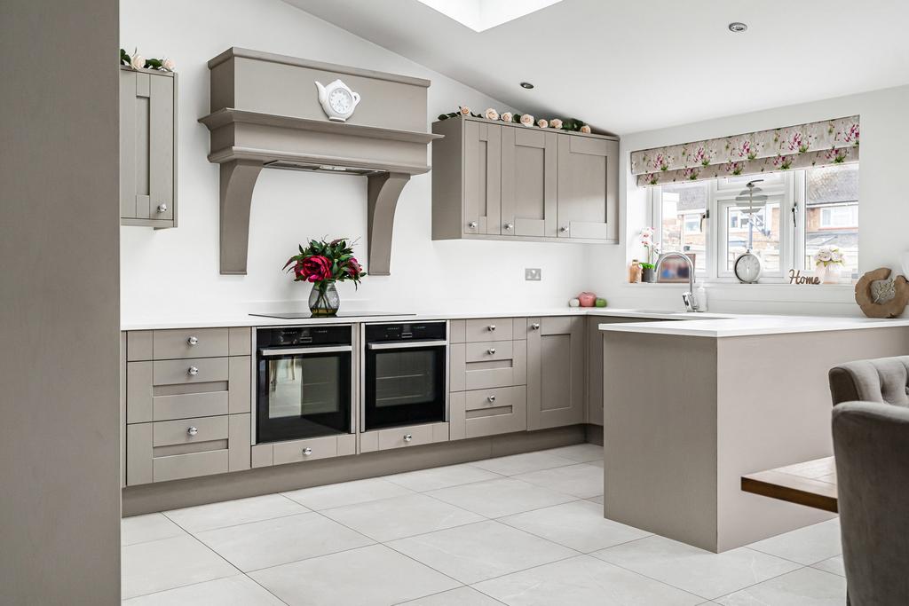 Kitchen/Reception