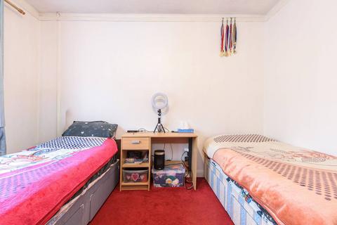 2 bedroom flat for sale, Longstone Avenue, Harlesden, London, NW10