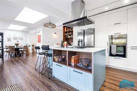 4 bedroom semi-detached house for sale, Park Road, High Barnet, Barnet, EN5