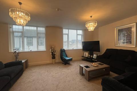 2 bedroom flat to rent, John Street, PORTHCAWL, CF36