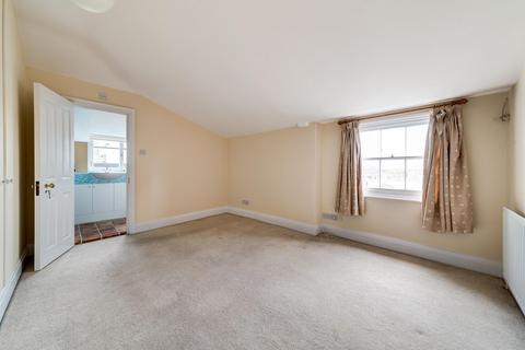 3 bedroom apartment to rent, St. Georges Drive, London, SW1V