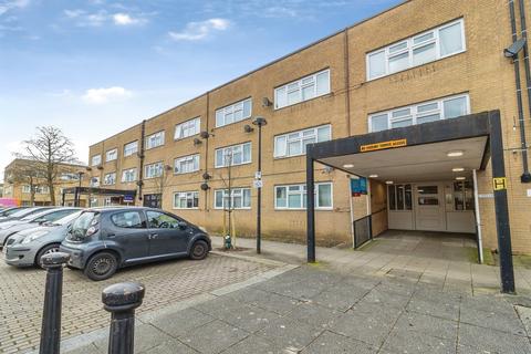 undefined, North Tenth Street, Milton Keynes