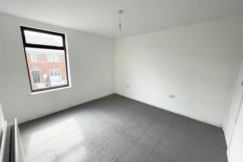 undefined, Meadow Lane, ALFRETON, DE55