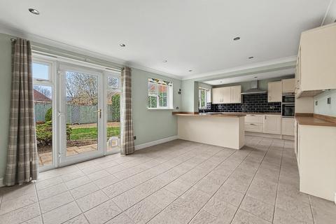 3 bedroom semi-detached house for sale, Rawdon Way, Faringdon, SN7