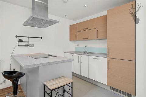 undefined, High Street, Stratford E15
