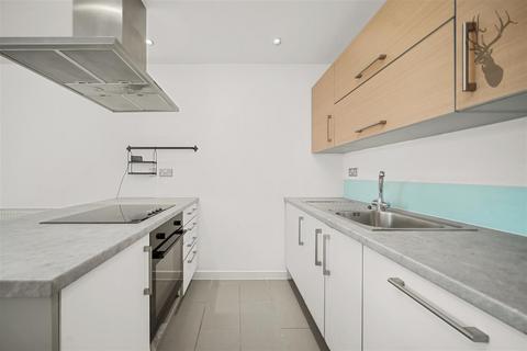 undefined, High Street, Stratford E15