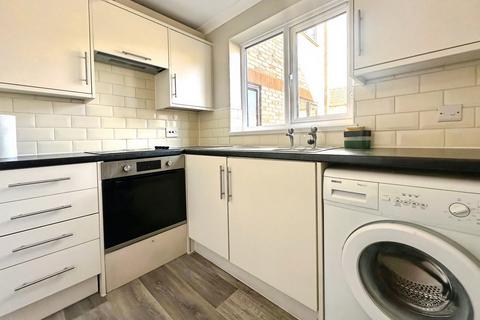1 bedroom flat to rent, East Street, St. Ives, PE27