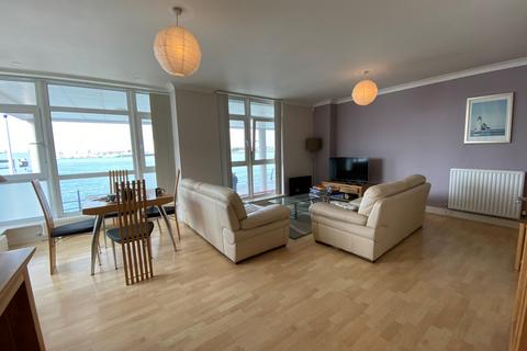 2 bedroom flat to rent, Blake House, Gunwharf Quays, Portsmouth, PO1