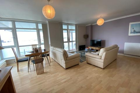 2 bedroom flat to rent, Blake House, Gunwharf Quays, Portsmouth, PO1
