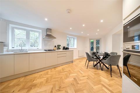 undefined, Crofton Road, London