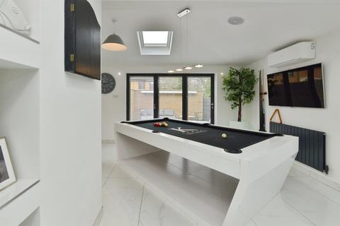 undefined, Howitt Drive, Bradville, Milton Keynes
