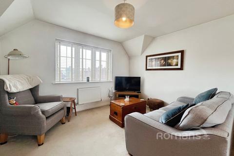 2 bedroom maisonette for sale, Montague Mews, Farnham, Surrey