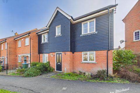 3 bedroom semi-detached house for sale, Leys Close, Aylesbury