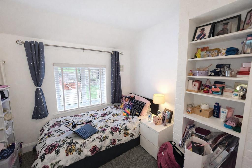 Bedroom 5