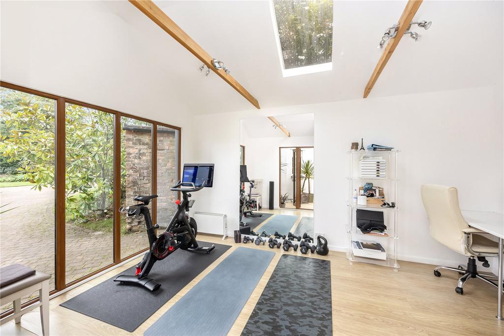Gym/Office