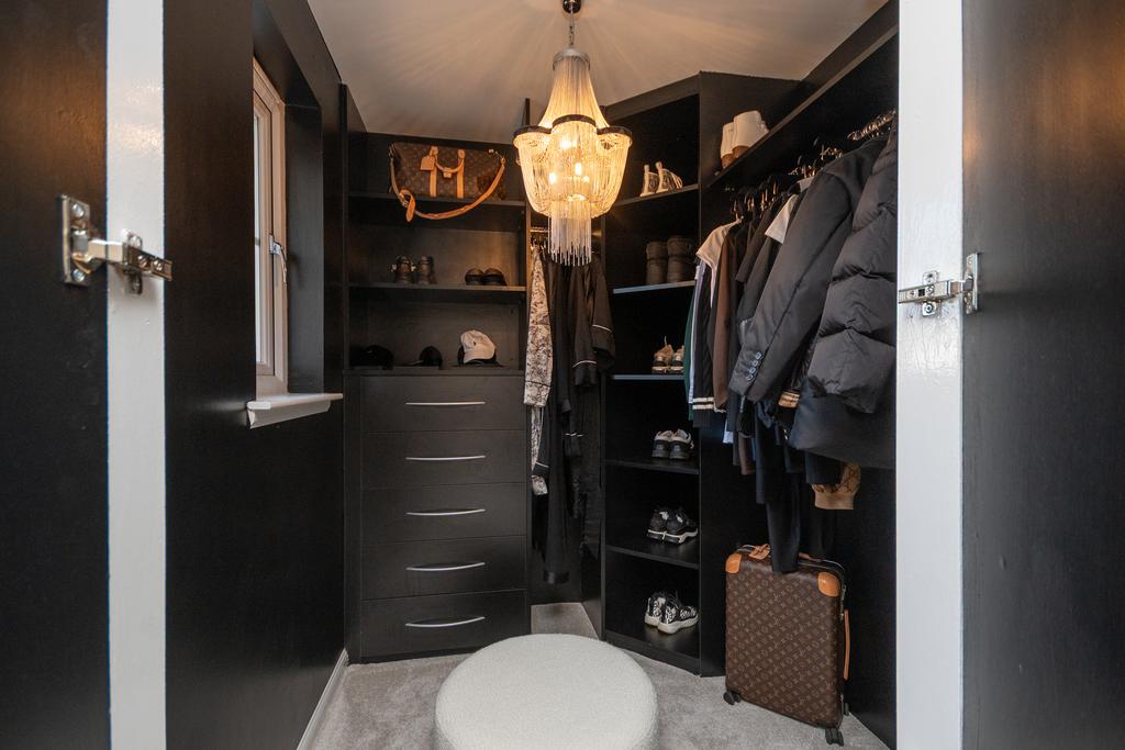 Master Walk-In Wardrobe