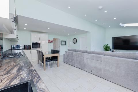 4 bedroom detached house for sale, Drovers Close, Glenfield, Leicester