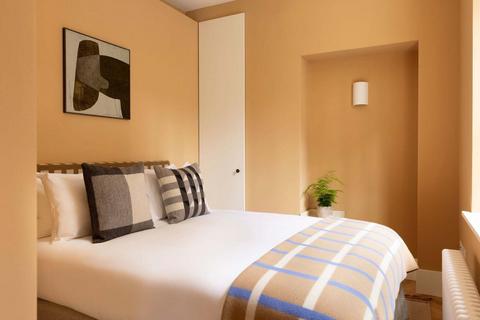 1 bedroom apartment to rent, Harley Street