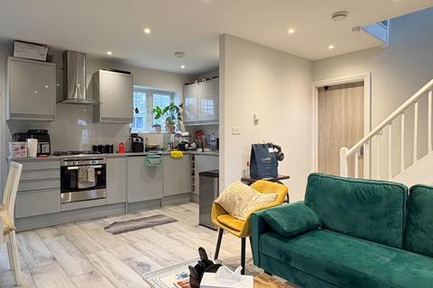 undefined, Carlisle Avenue, Acton W3